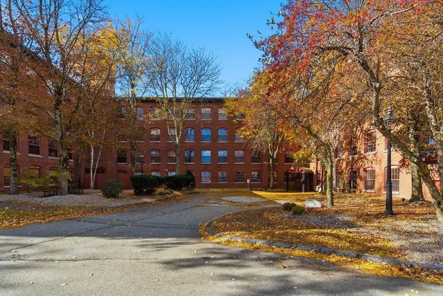 $209,000 | 335 Cypress Street, Unit 2P, Manchester, NH 03103