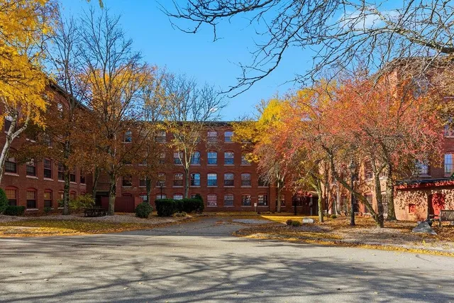 $209,000 | 335 Cypress Street, Unit 2P, Manchester, NH 03103