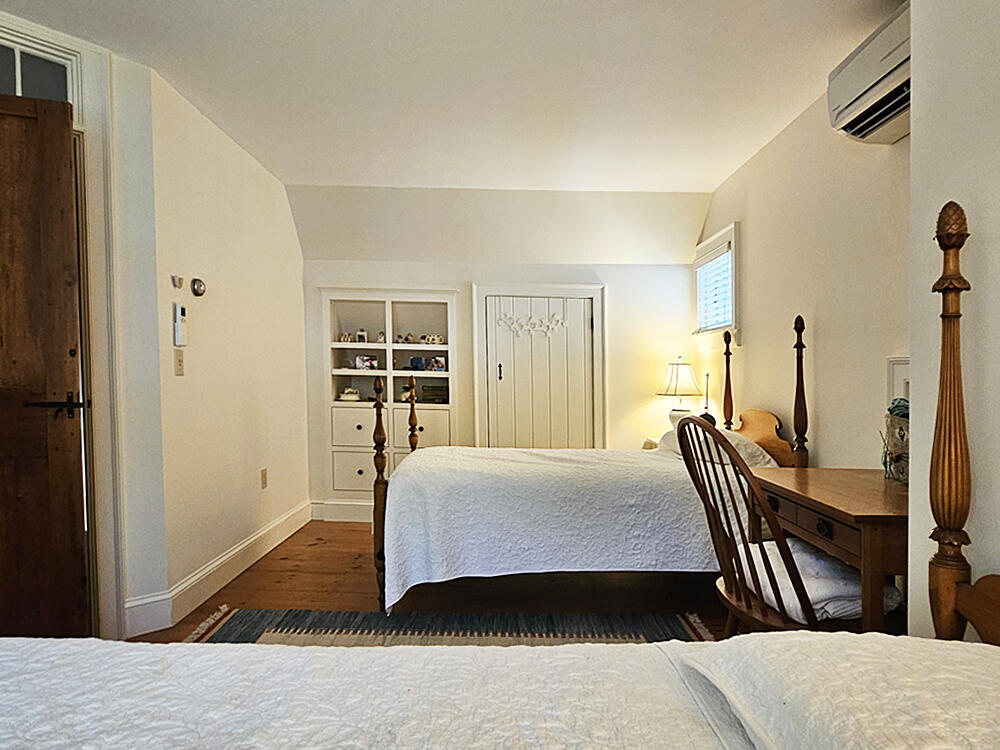 150 Heath Road Bremen, ME 04551 - Photo 68 of 95 Second Floor east Bedroom-4