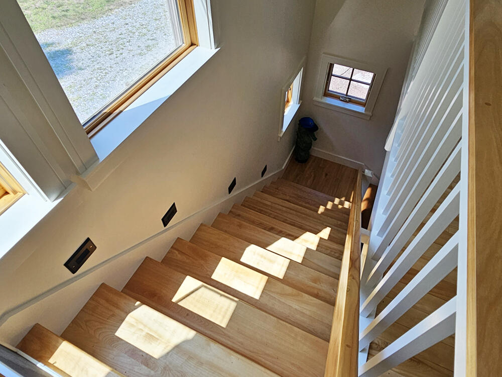 150 Heath Road Bremen, ME 04551 - Photo 81 of 95 Guest House Stair-1