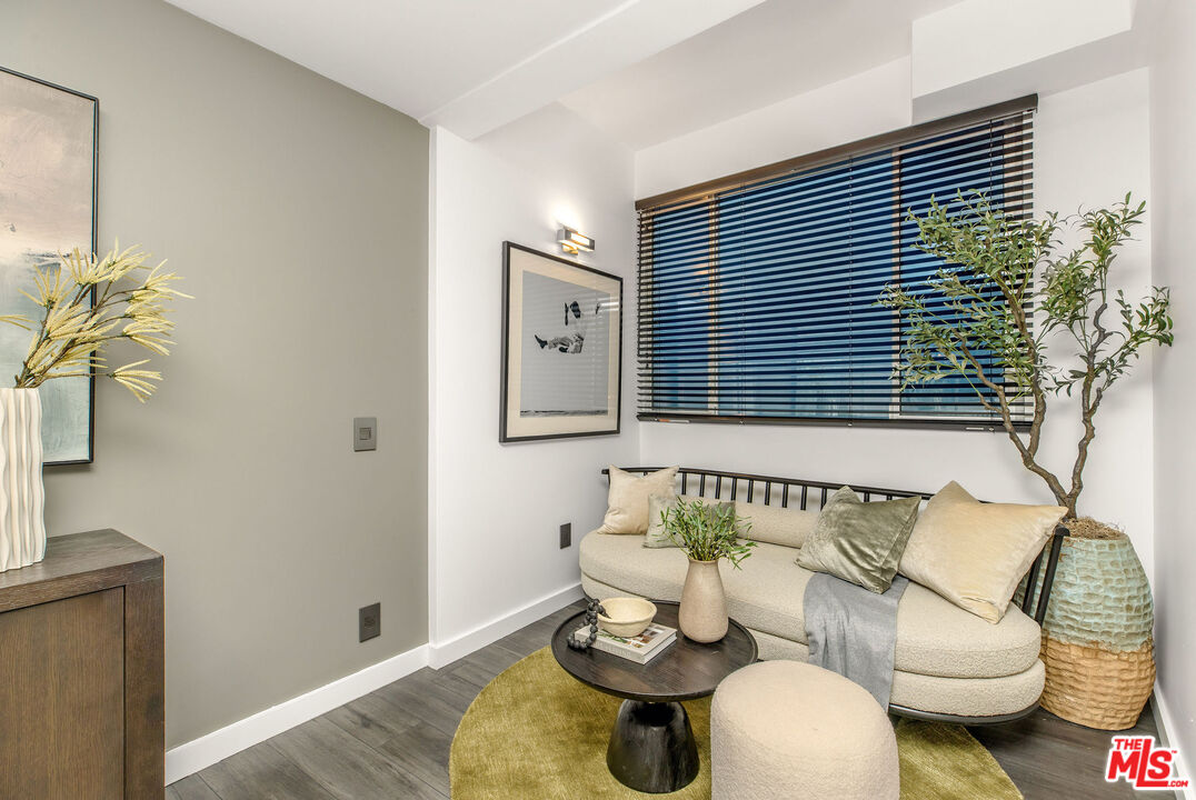 7250 Franklin Avenue, Unit 1204 Los Angeles, CA 90046 - Photo 23 of 54