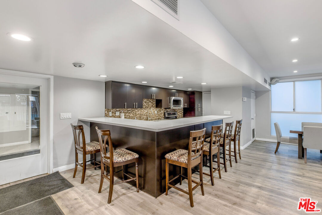 7250 Franklin Avenue, Unit 1204 Los Angeles, CA 90046 - Photo 39 of 54