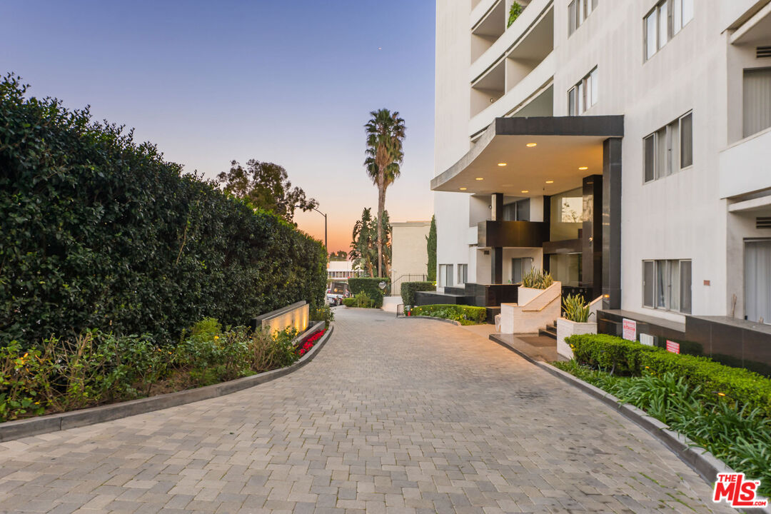 7250 Franklin Avenue, Unit 1204 Los Angeles, CA 90046 - Photo 52 of 54