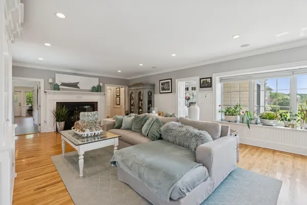 $9,998,000 | 60 Ocean Avenue, Kennebunkport, ME 04046