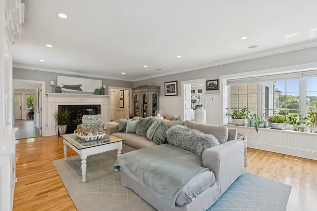 $9,998,000 | 60 Ocean Avenue, Kennebunkport, ME 04046