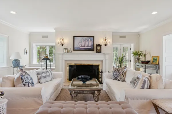 $9,998,000 | 60 Ocean Avenue, Kennebunkport, ME 04046