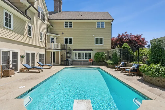 $9,998,000 | 60 Ocean Avenue, Kennebunkport, ME 04046