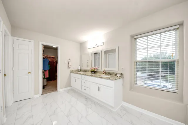 $399,999 | 2706 Oak Ridge Park Drive, Houston, TX 77084