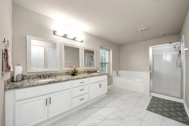 $399,999 | 2706 Oak Ridge Park Drive, Houston, TX 77084