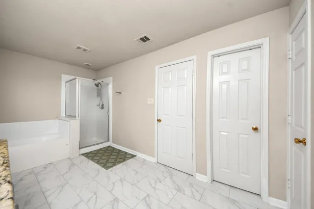 $399,999 | 2706 Oak Ridge Park Drive, Houston, TX 77084