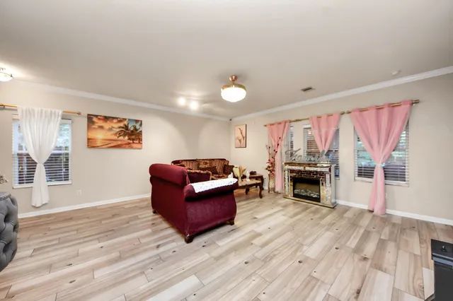 $399,999 | 2706 Oak Ridge Park Drive, Houston, TX 77084