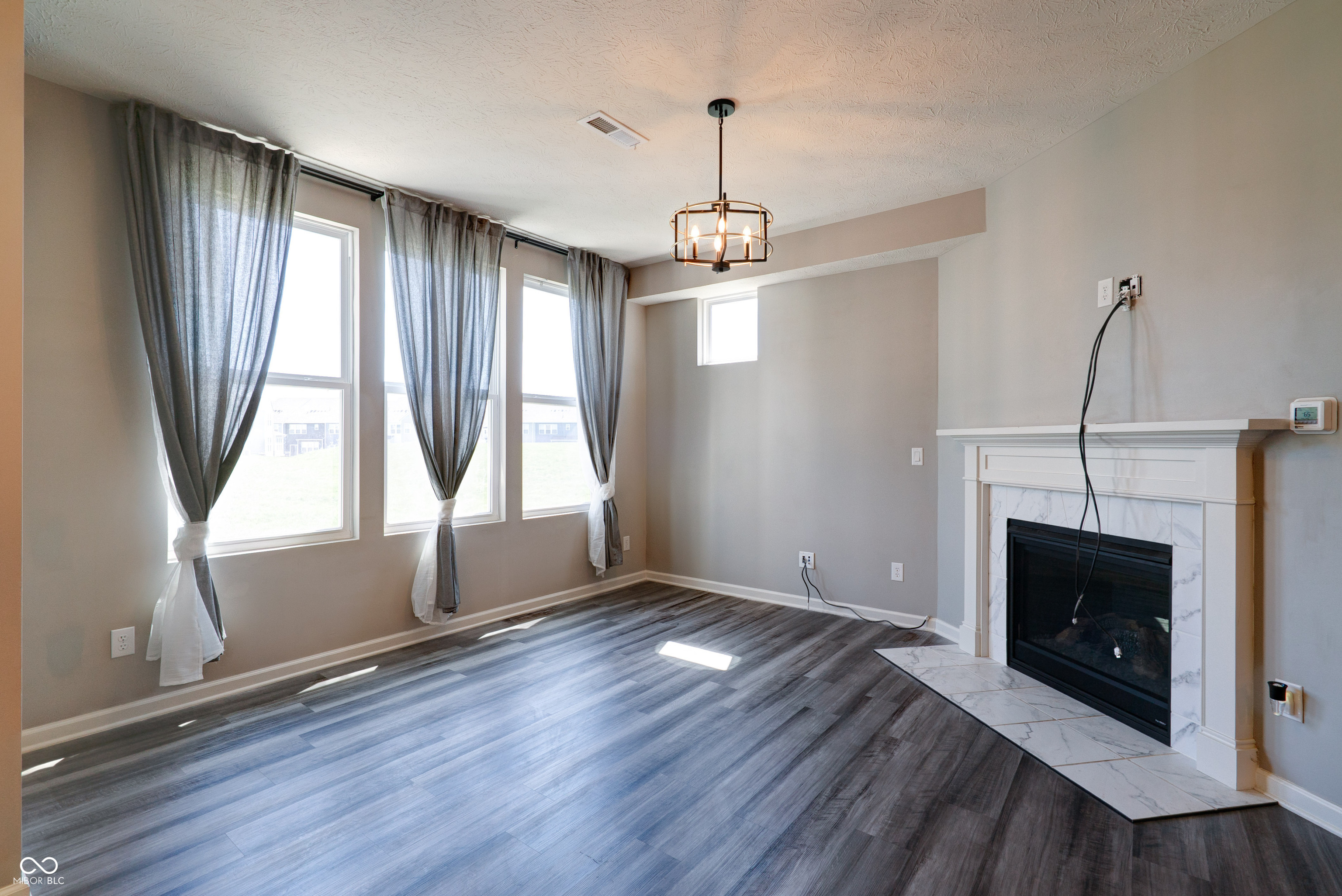 13501 Dewpoint Lane Fishers, IN 46037 - Photo 12 of 46