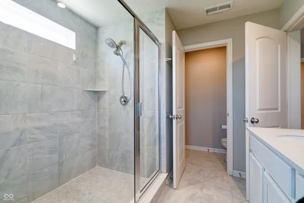 $355,000 | 13501 Dewpoint Lane, Fishers, IN 46037