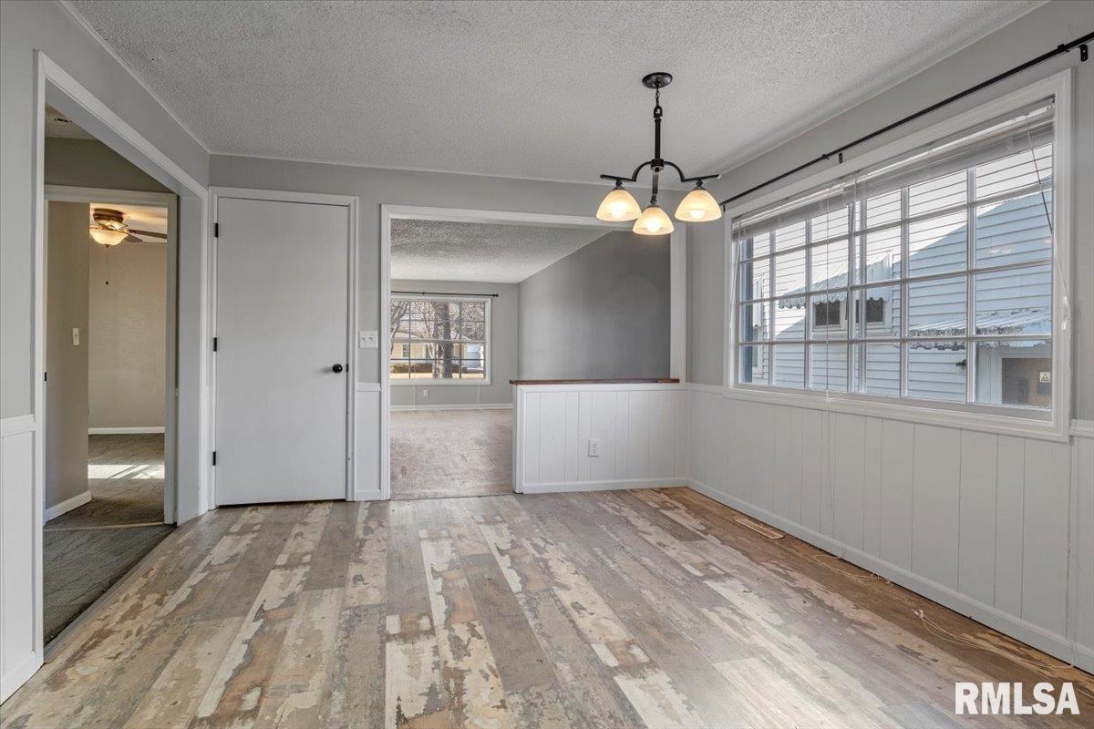 1834 Dial Court Springfield, IL 62704 - Photo 13 of 42 Gallery Image 13