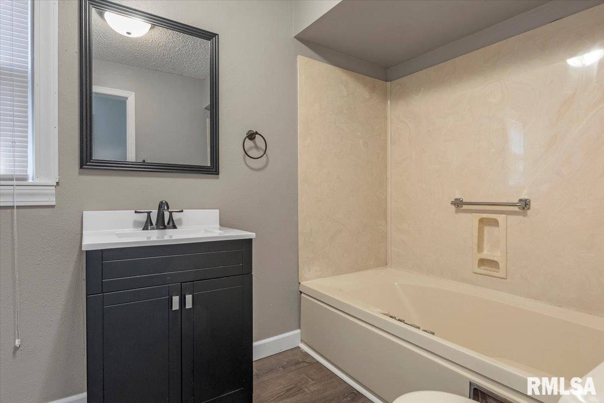 1834 Dial Court Springfield, IL 62704 - Photo 17 of 42 Gallery Image 17