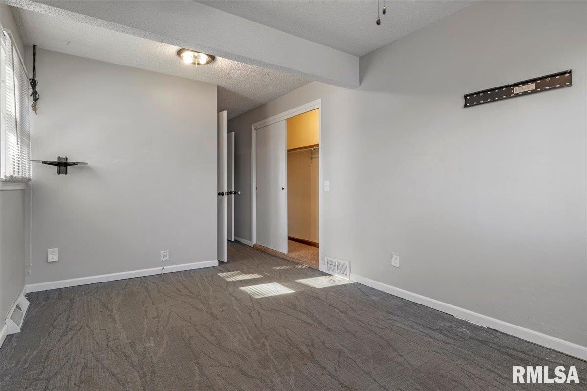 1834 Dial Court Springfield, IL 62704 - Photo 20 of 42 Gallery Image 20