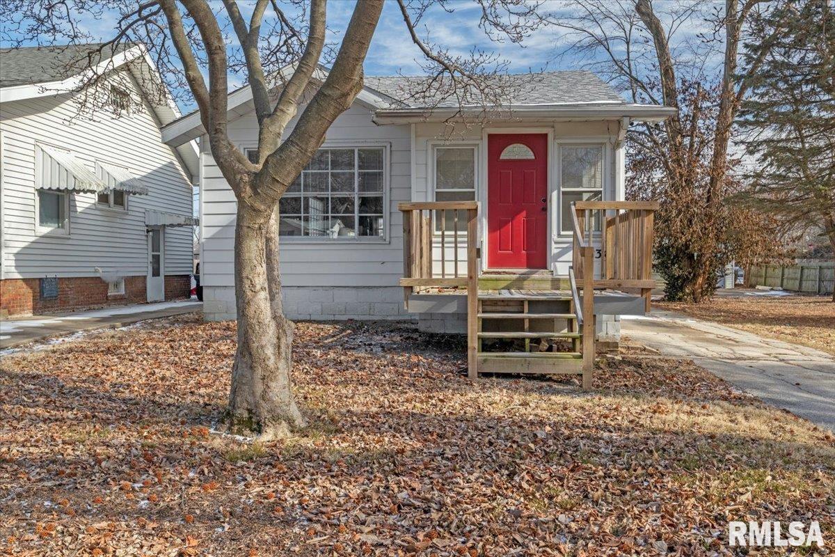 1834 Dial Court Springfield, IL 62704 - Photo 3 of 42 Gallery Image 3