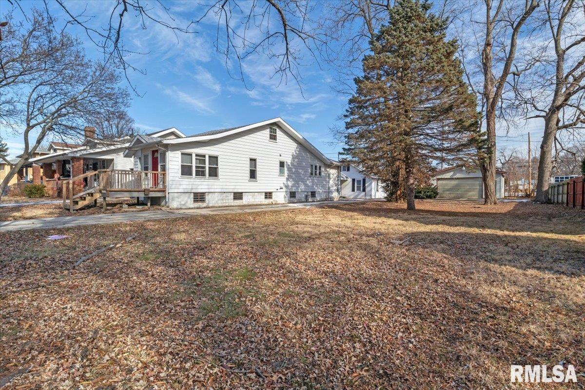 1834 Dial Court Springfield, IL 62704 - Photo 31 of 42 Gallery Image 31