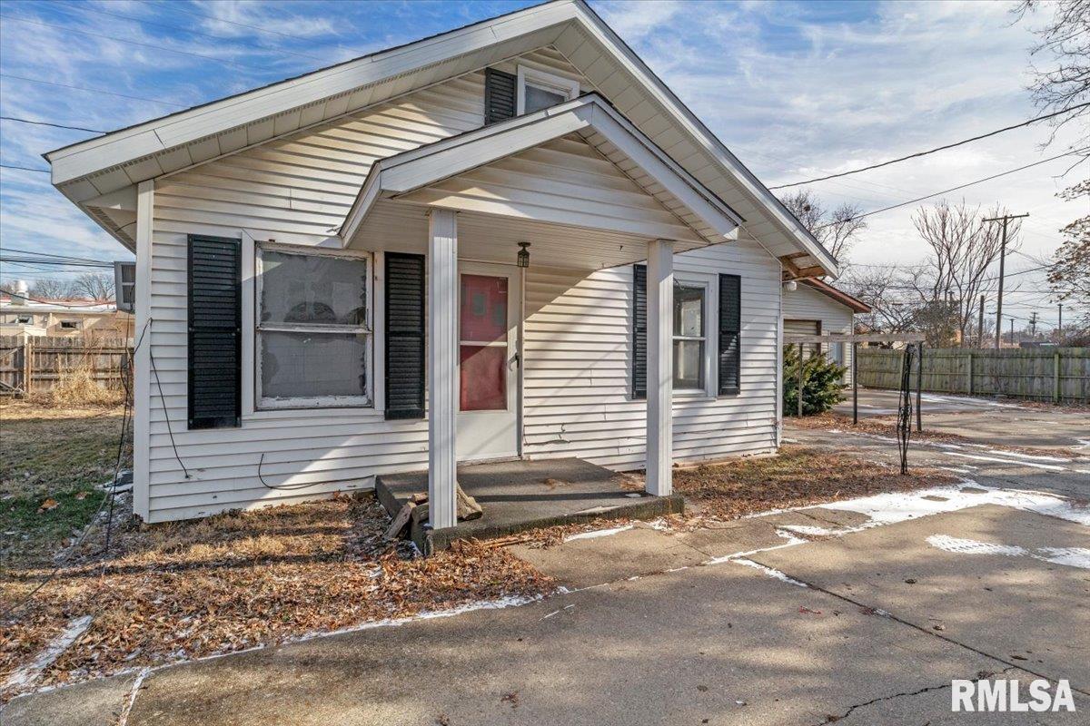 1834 Dial Court Springfield, IL 62704 - Photo 39 of 42 Gallery Image 39