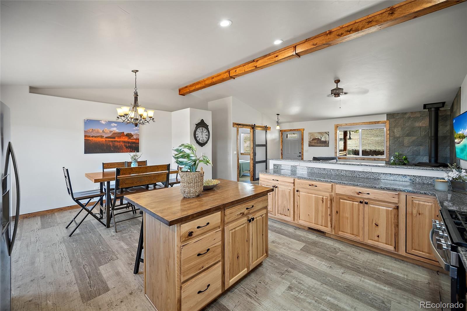 186 Empire Road Florissant, CO 80816 - Photo 14 of 46