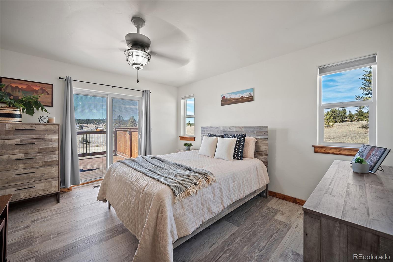 186 Empire Road Florissant, CO 80816 - Photo 23 of 46