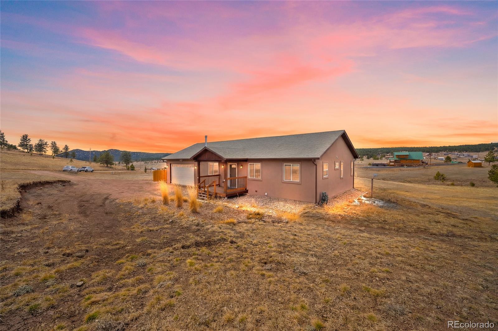 186 Empire Road Florissant, CO 80816 - Photo 3 of 46