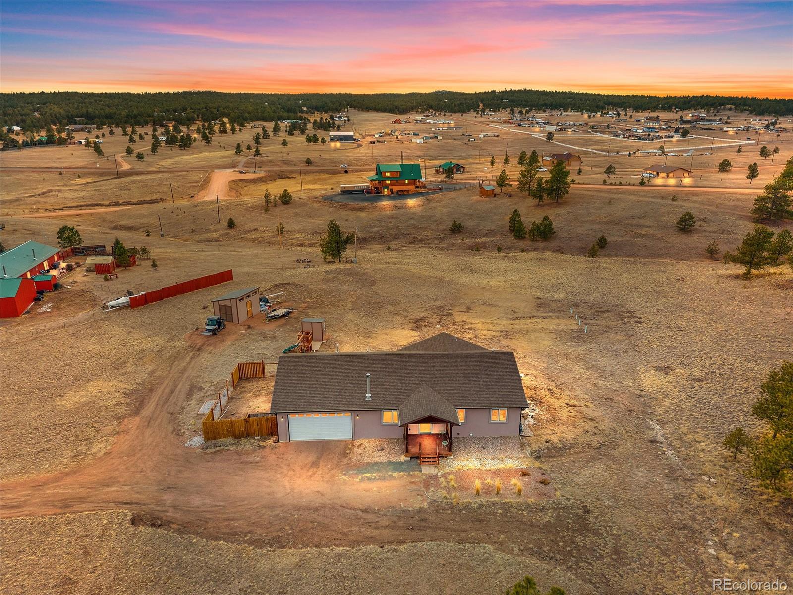 186 Empire Road Florissant, CO 80816 - Photo 4 of 46