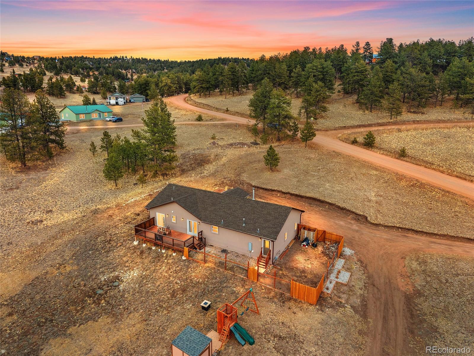 186 Empire Road Florissant, CO 80816 - Photo 5 of 46