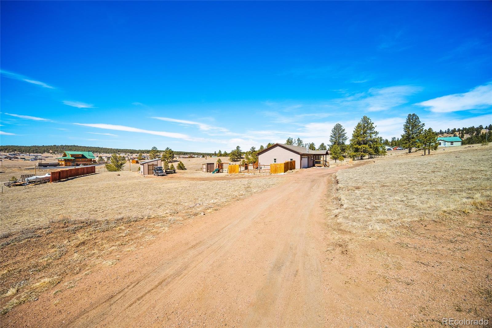 186 Empire Road Florissant, CO 80816 - Photo 6 of 46
