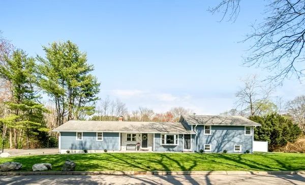 $609,000 | 118 North Street, Grafton, MA 01519