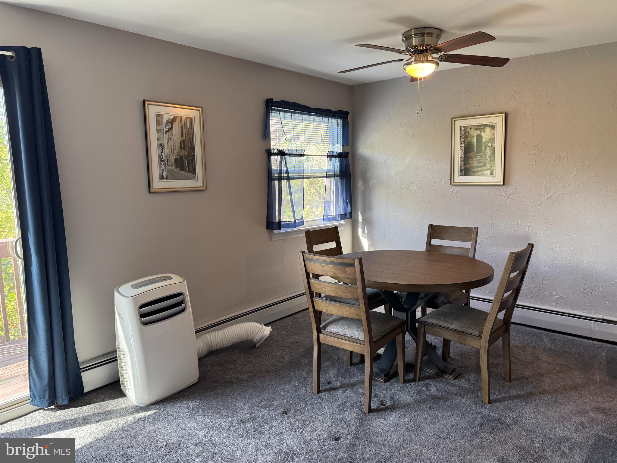 280 Bridgewater Road, Unit J15 Brookhaven, PA 19015 - Photo 7 of 16 Dining area