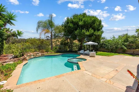$2,349,000 | 1151 Kildeer Court, Encinitas, CA 92024