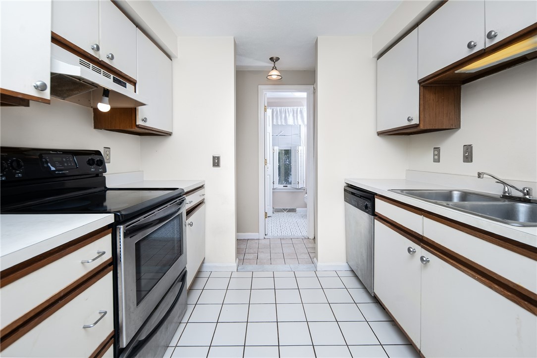 161 West Shore Road, Unit C5 Warwick, RI 02889 - Photo 6 of 25