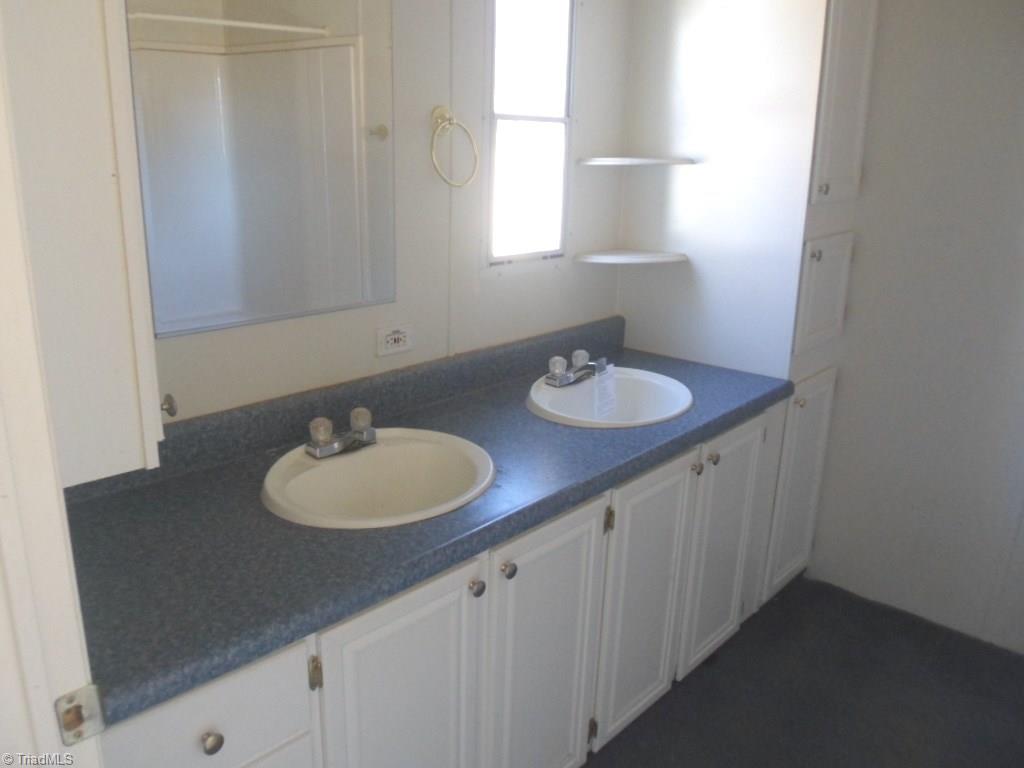 1309 Mizpah Church Road Rural Hall, NC 27045 - Photo 5 of 12