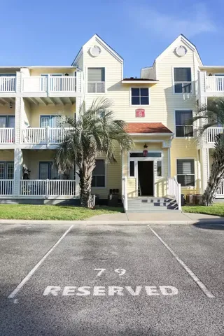 $1,750 | 14721 Whitecap Boulevard, Unit 293, Corpus Christi, TX 78418
