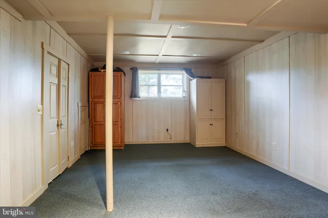 a view of a room with an empty space