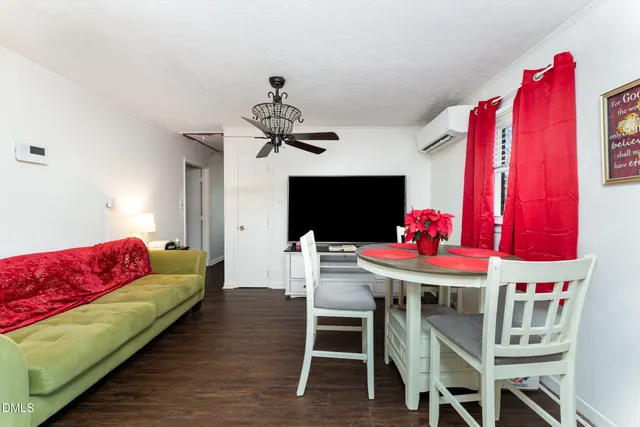 $179,900 | 170 Flowers Road, Mount Olive, NC 28365