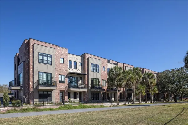 $5,995 | 64 North Park Avenue, Winter Garden, FL 34787