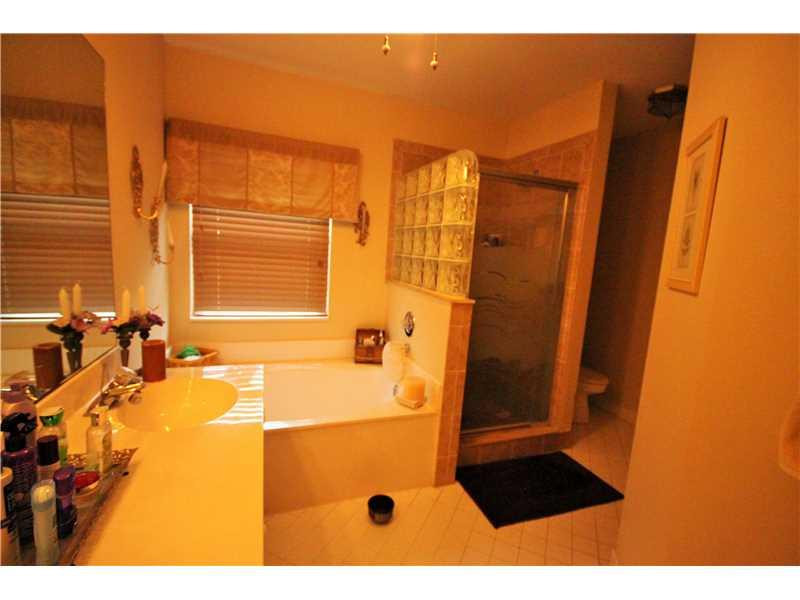 6843 Torch Key Street Lake Worth, FL 33467 - Photo 10 of 20 Bathroom Master
