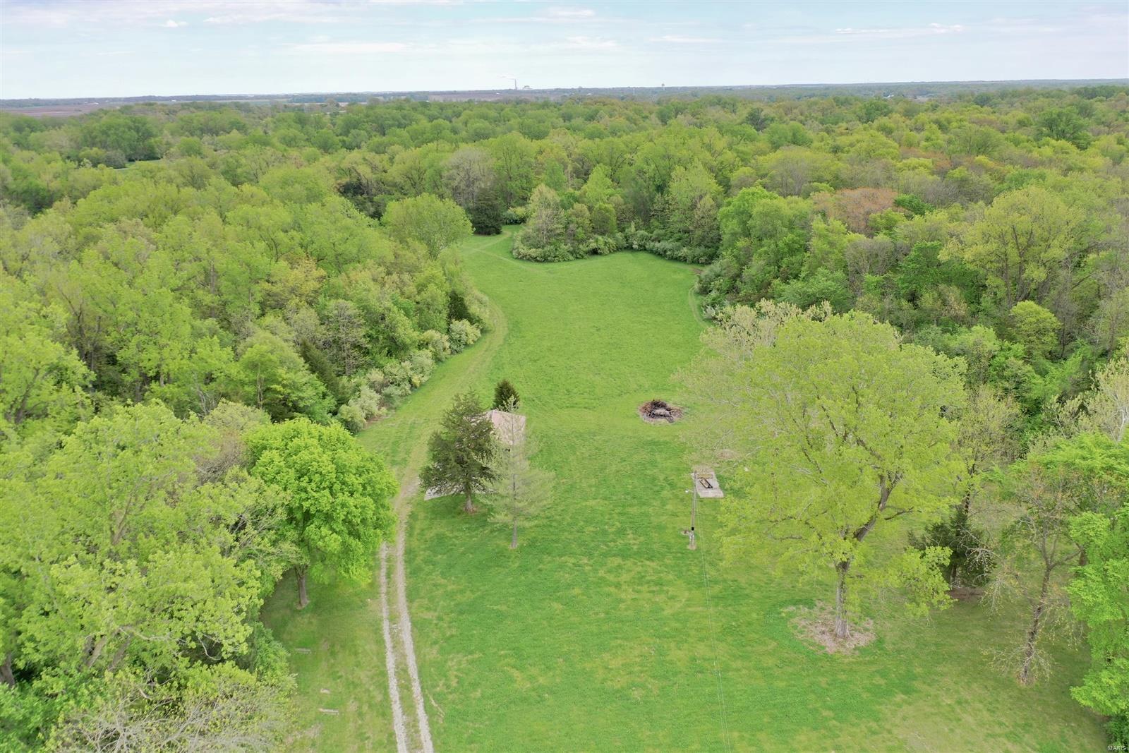2272 Baldwin Road New Athens, IL 62264 - Photo 4 of 17