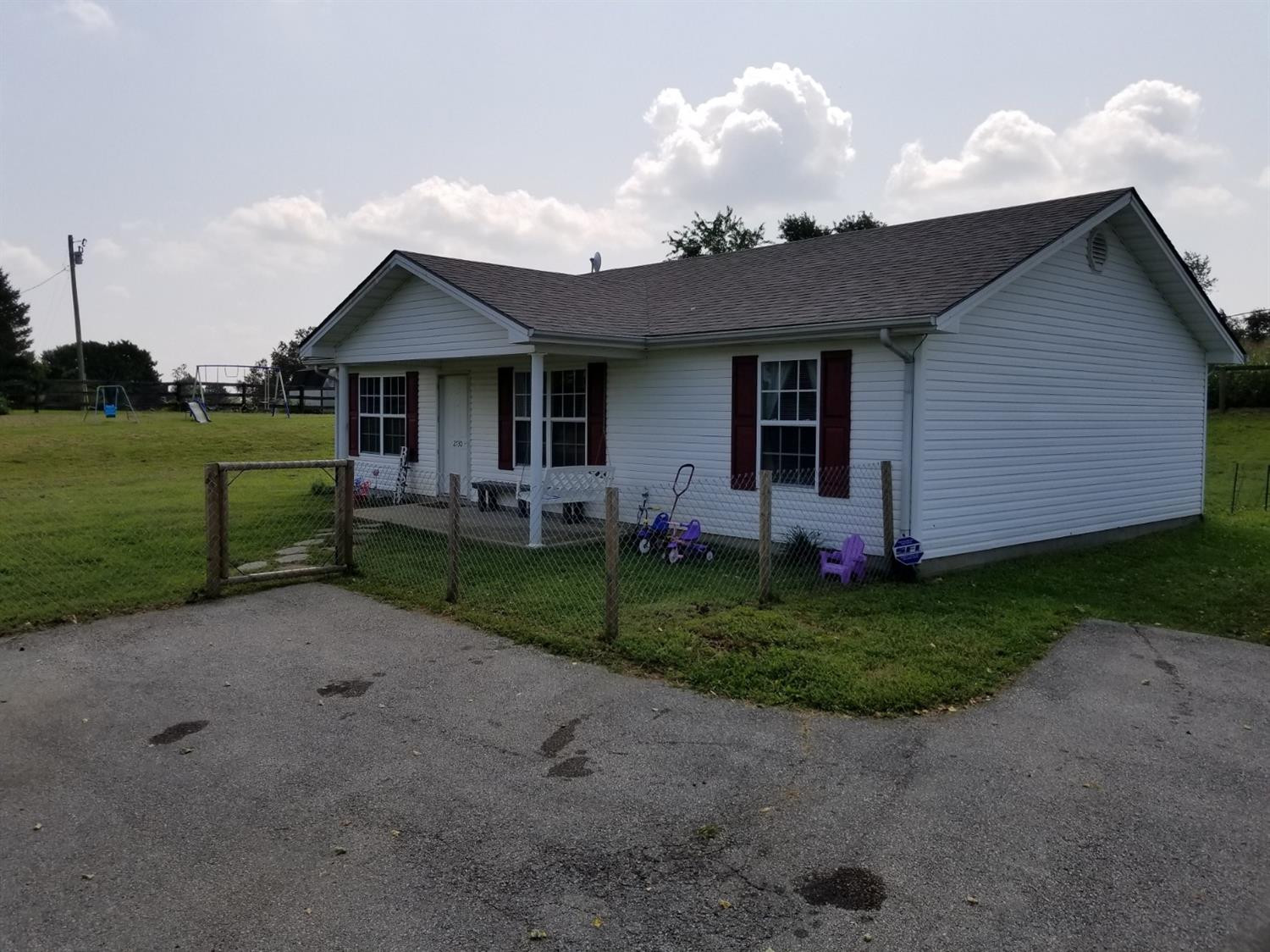 2730 Van Thompson Road Mount Sterling, KY 40353 - Photo 2 of 32 Photo 2