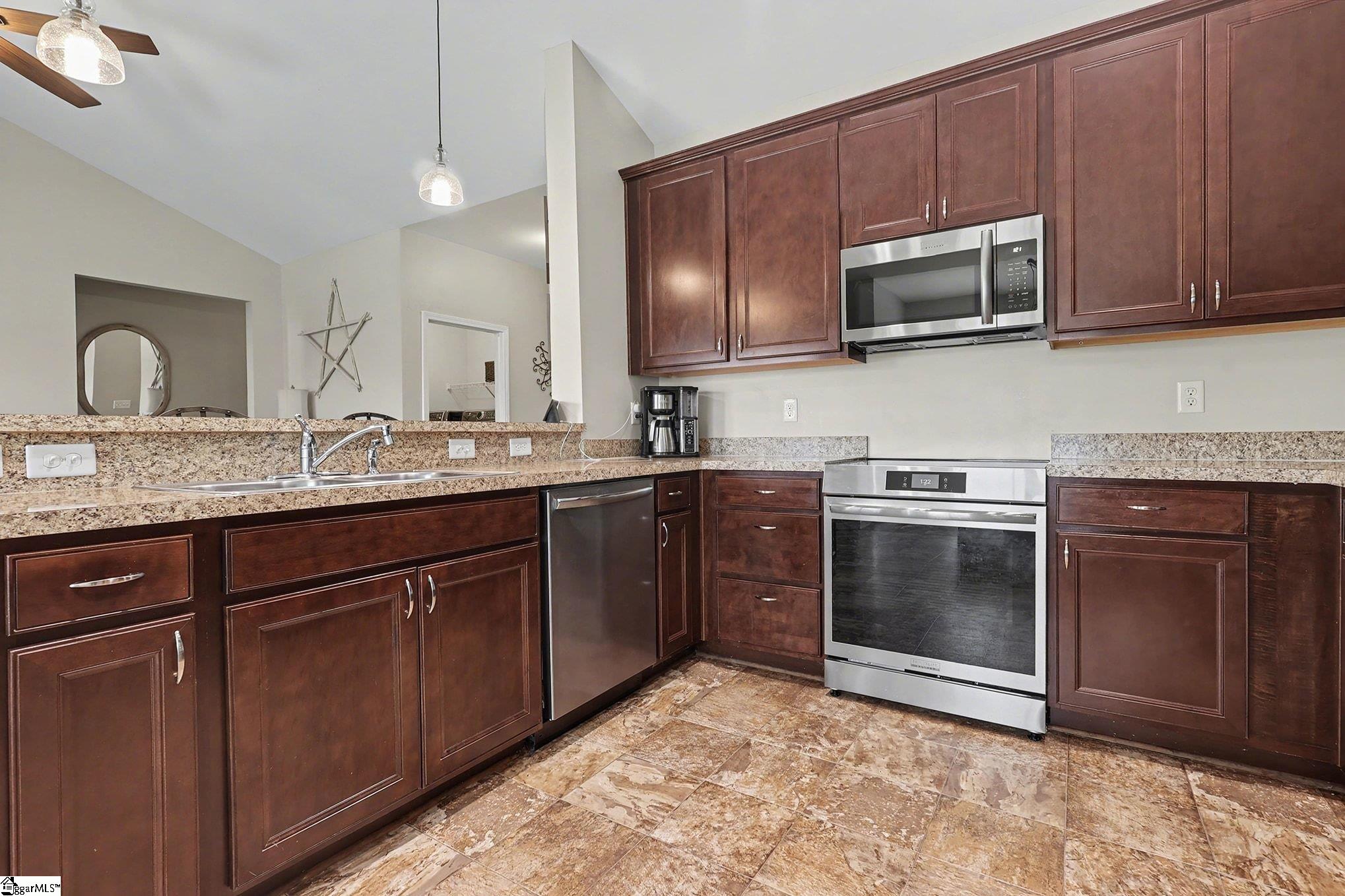 159 Caledonia Drive Easley, SC 29642 - Photo 11 of 27