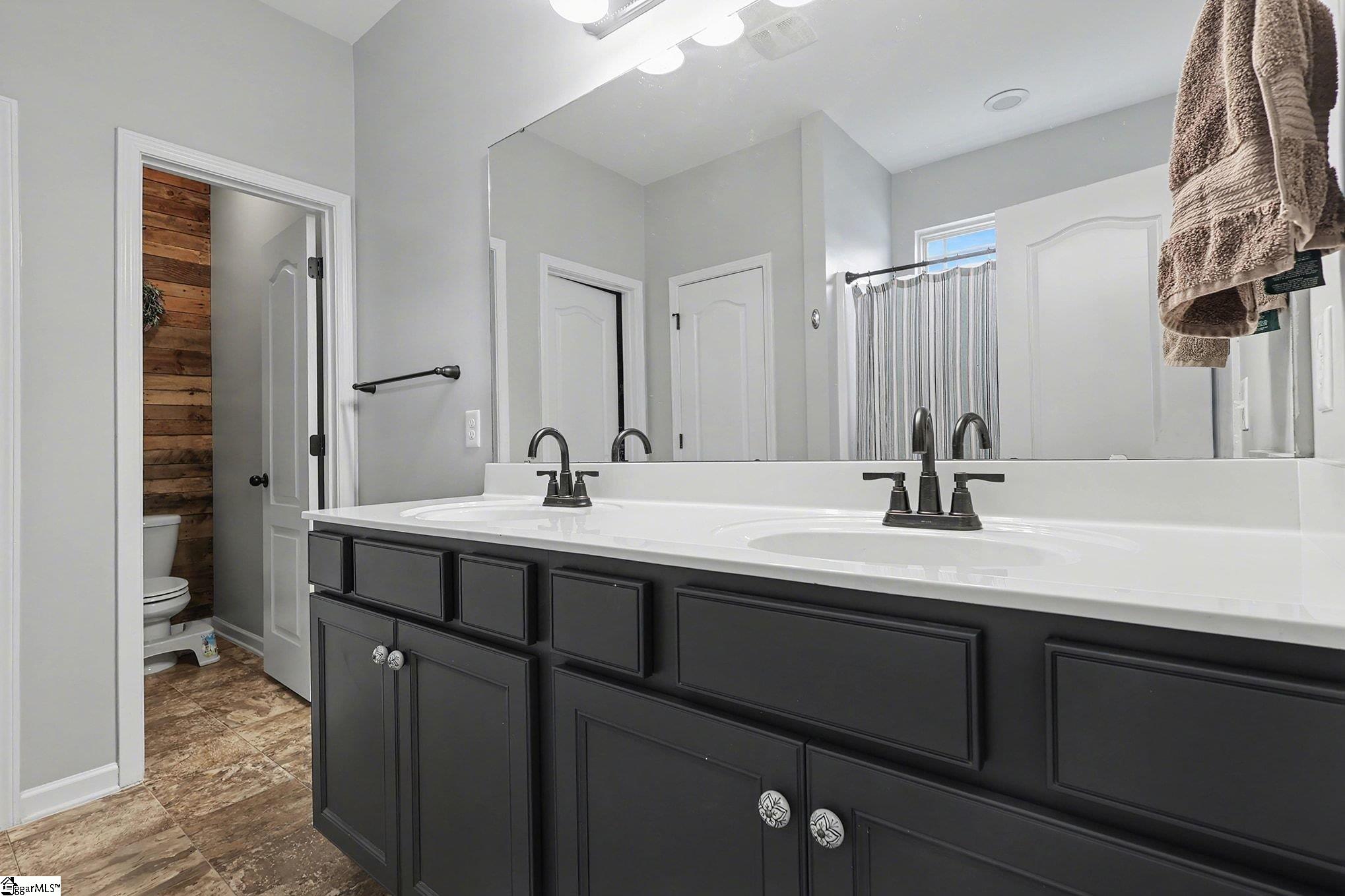 159 Caledonia Drive Easley, SC 29642 - Photo 20 of 27