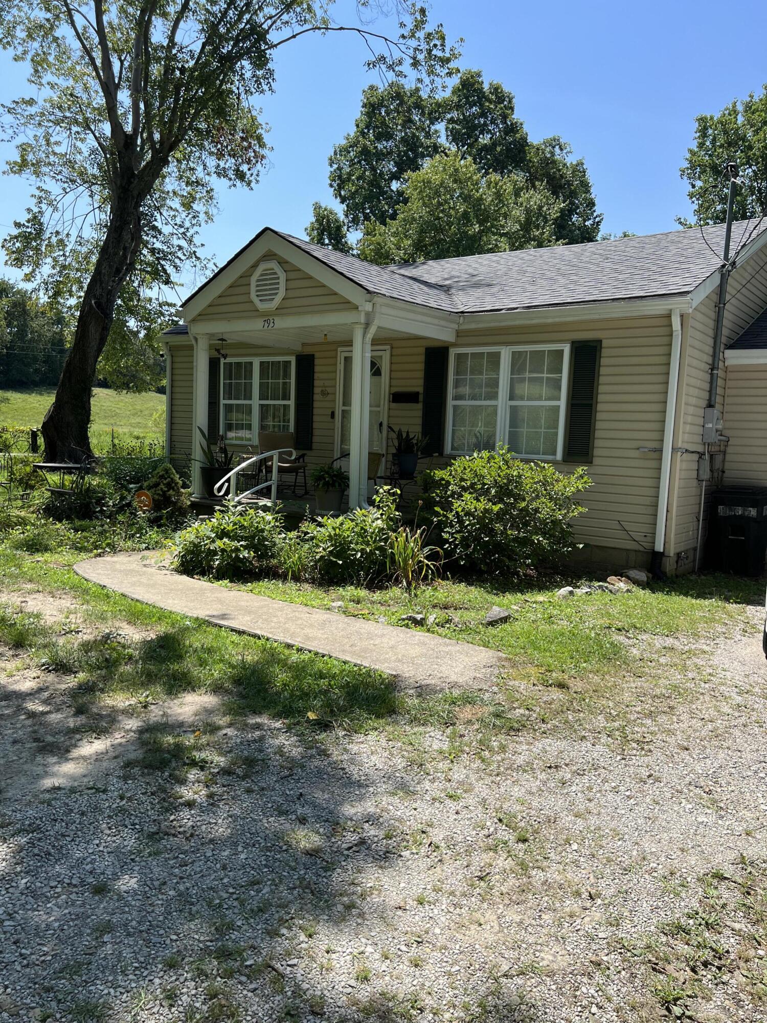 793 Scaffold Cane Road Berea, KY 40403 - Photo 1 of 23 793r