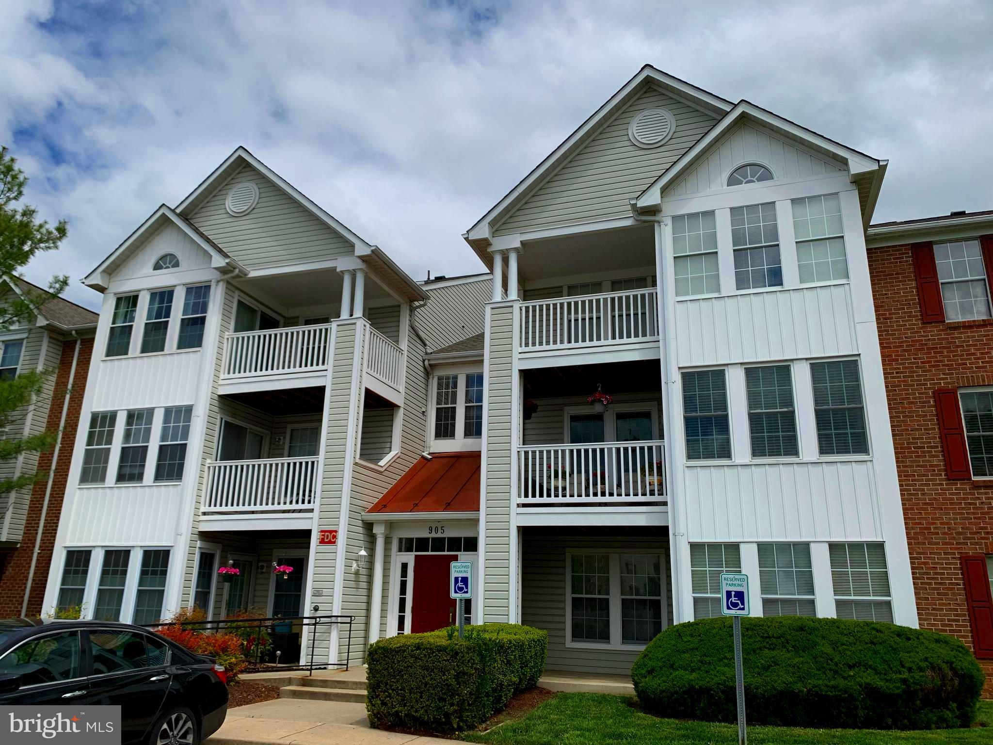 905 Blueleaf Court, Unit 7 3C Frederick, MD 21701 - Photo 1 of 24 Lovely Top Floor Condo