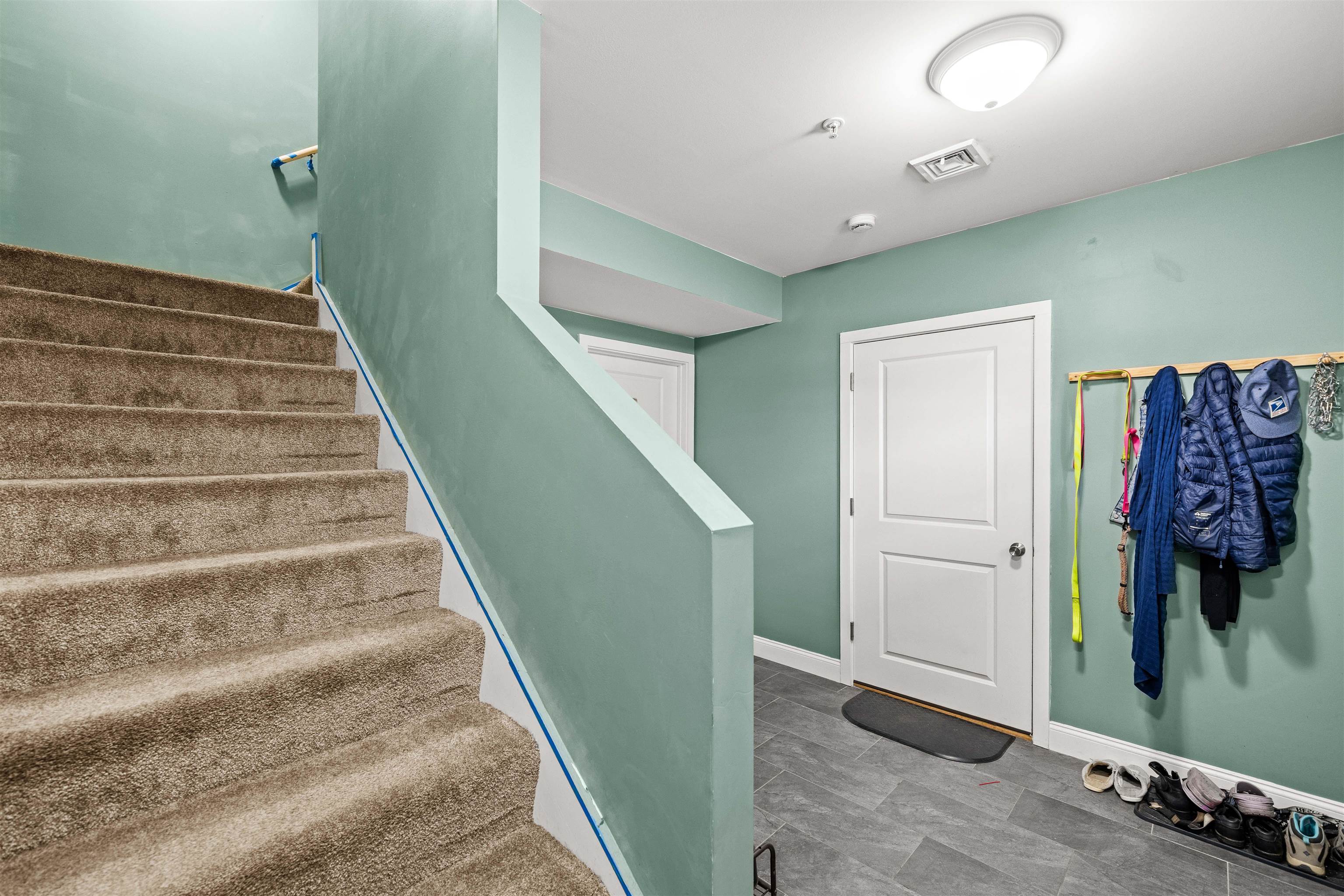 6 Biggs Avenue, Unit B Epping, NH 03042 - Photo 5 of 30