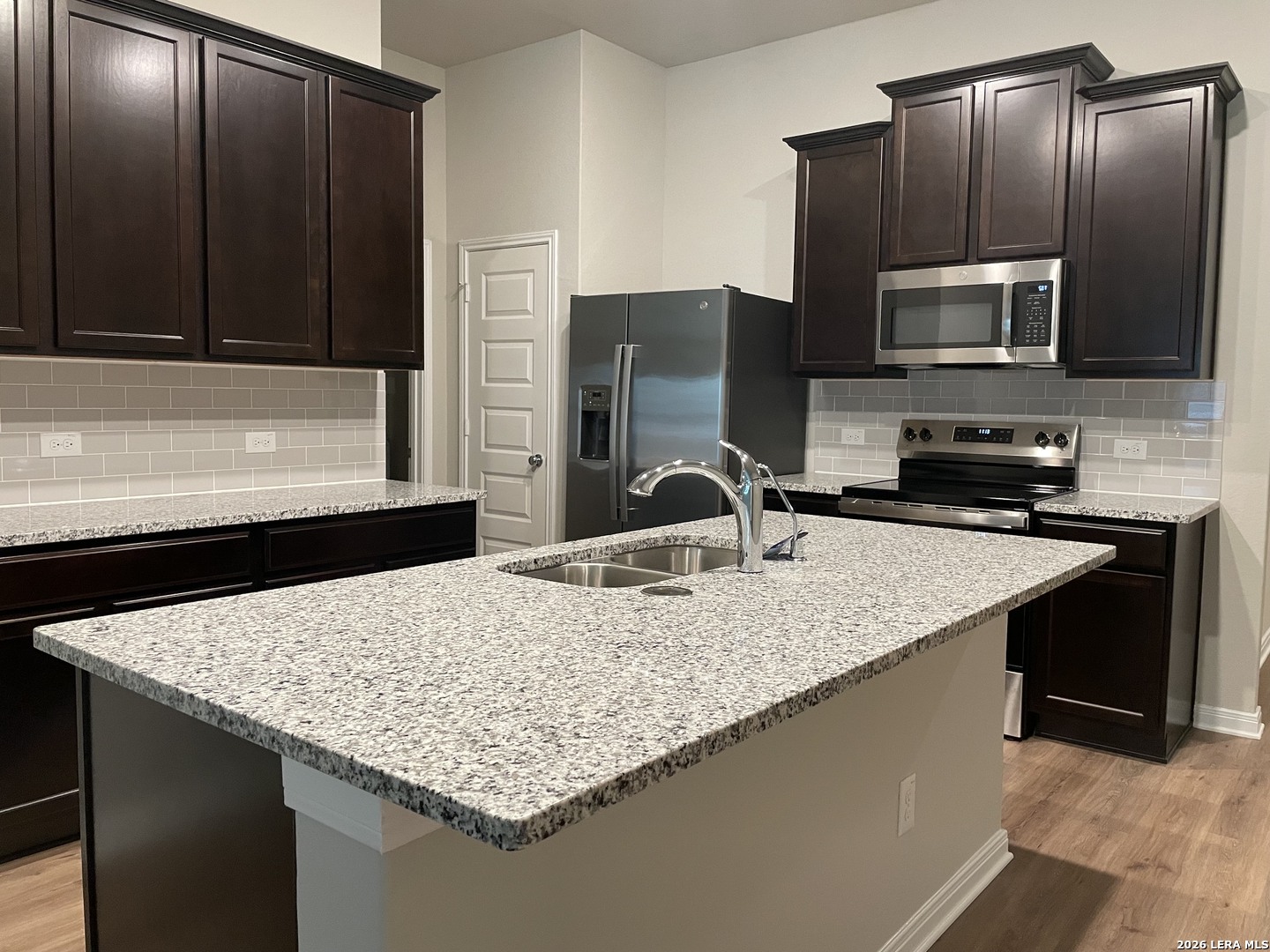 3023 Wembley Way Converse, TX 78109 - Photo 10 of 26