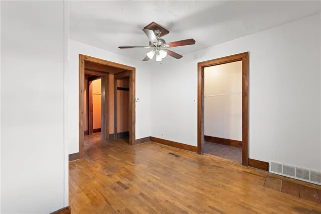 $350,000 | 121 U.S. Highway 40, Odessa, MO 64076