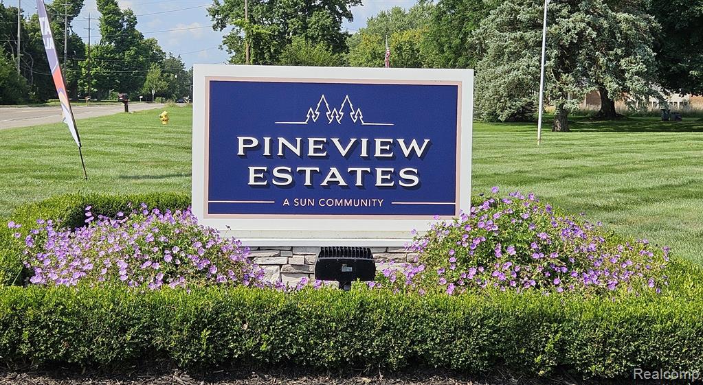 240 Green Valley Road Flint, MI 48506 - Photo 6 of 25 Gallery Image 6