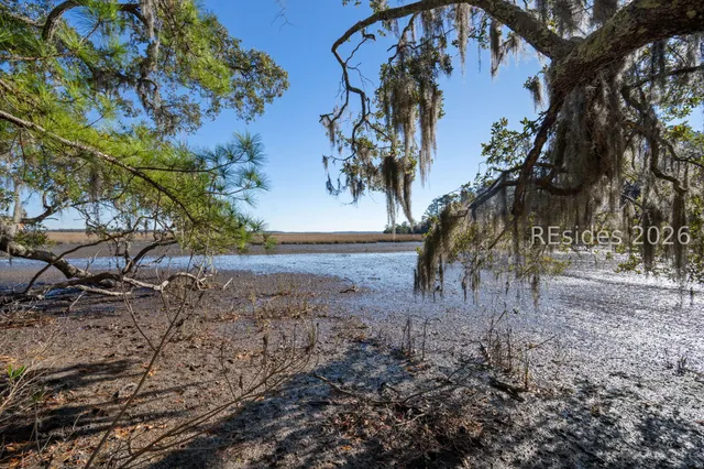 $450,000 | 582 Broad River Road, Ridgeland, SC 29936